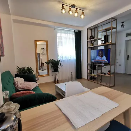 Apartment Lovely 1-bedroom Close To The Centre *