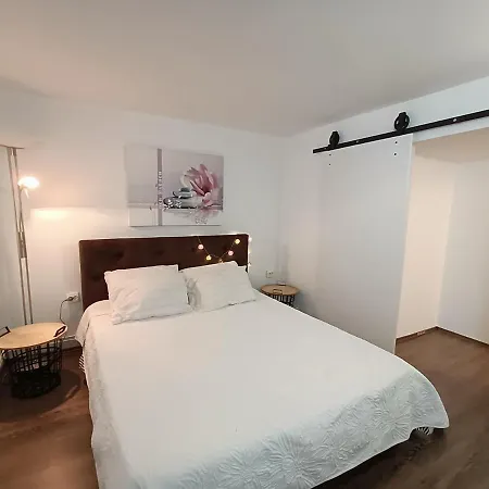 Lovely 1-bedroom Close To The Centre Kluž