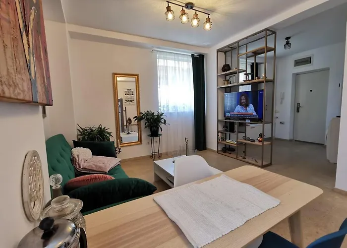 아파트 Lovely 1-bedroom Close To The Centre *
