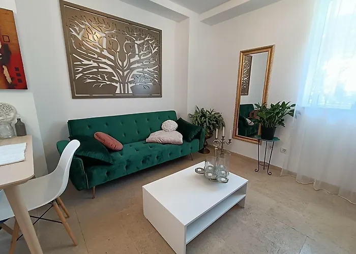 Lovely 1-bedroom Close To The Centre * Cluj-Napoca