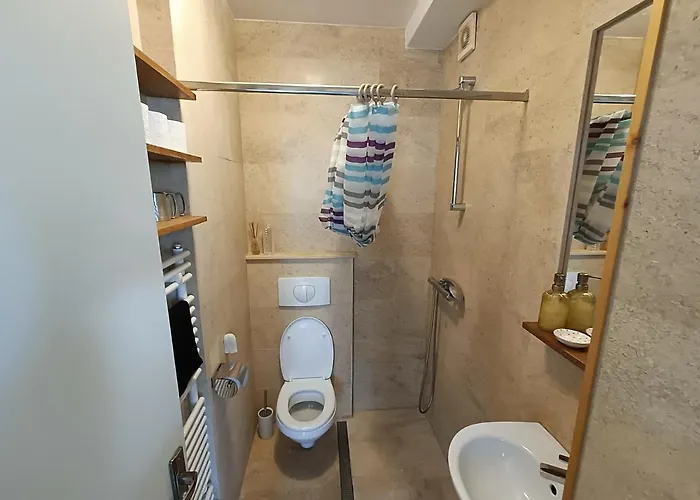 Apartment Lovely 1-bedroom Close To The Centre Cluj-Napoca